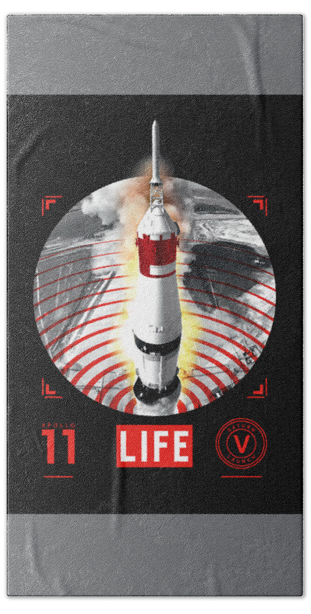 Apollo 11 Bath Towel featuring the photograph Apollo 11 by LIFE Picture Collection