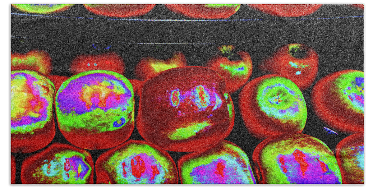 Food Bath Towel featuring the photograph Apples Abstract by Andrew Lawrence