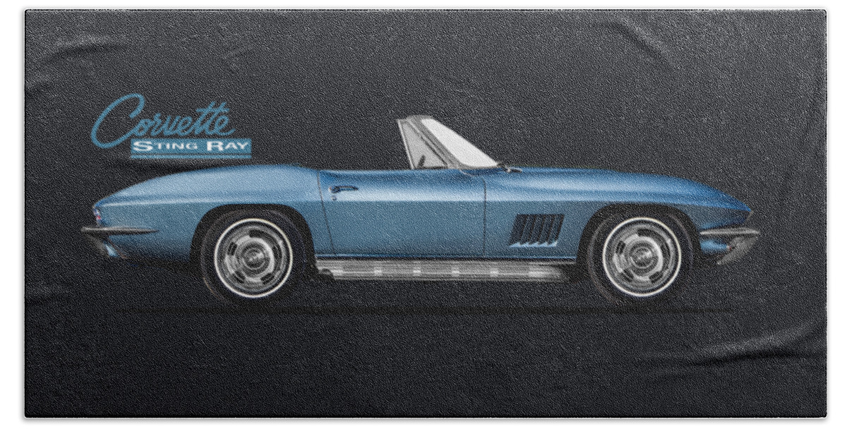 Chevrolet Corvette Sting Ray Bath Towel featuring the photograph Corvette Sting Ray Convertible 1967 by Mark Rogan