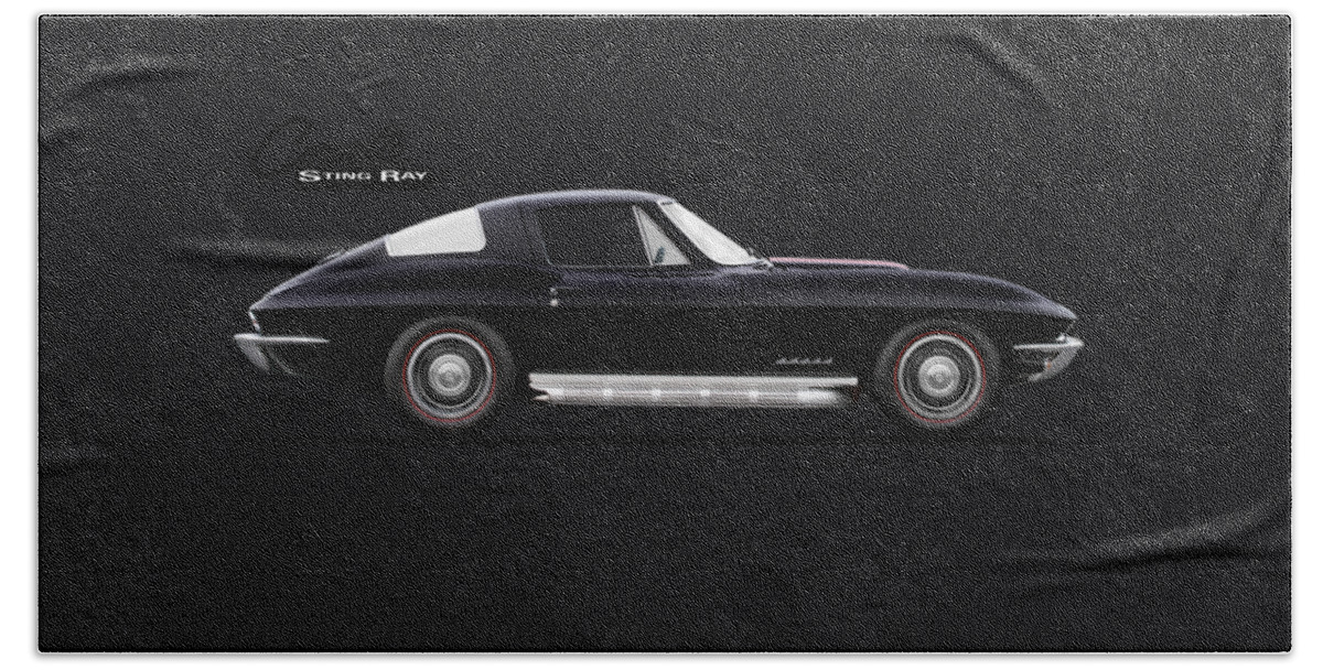Chevrolet Corvette Sting Ray Bath Towel featuring the photograph Corvette Sting Ray Coupe 1967 by Mark Rogan