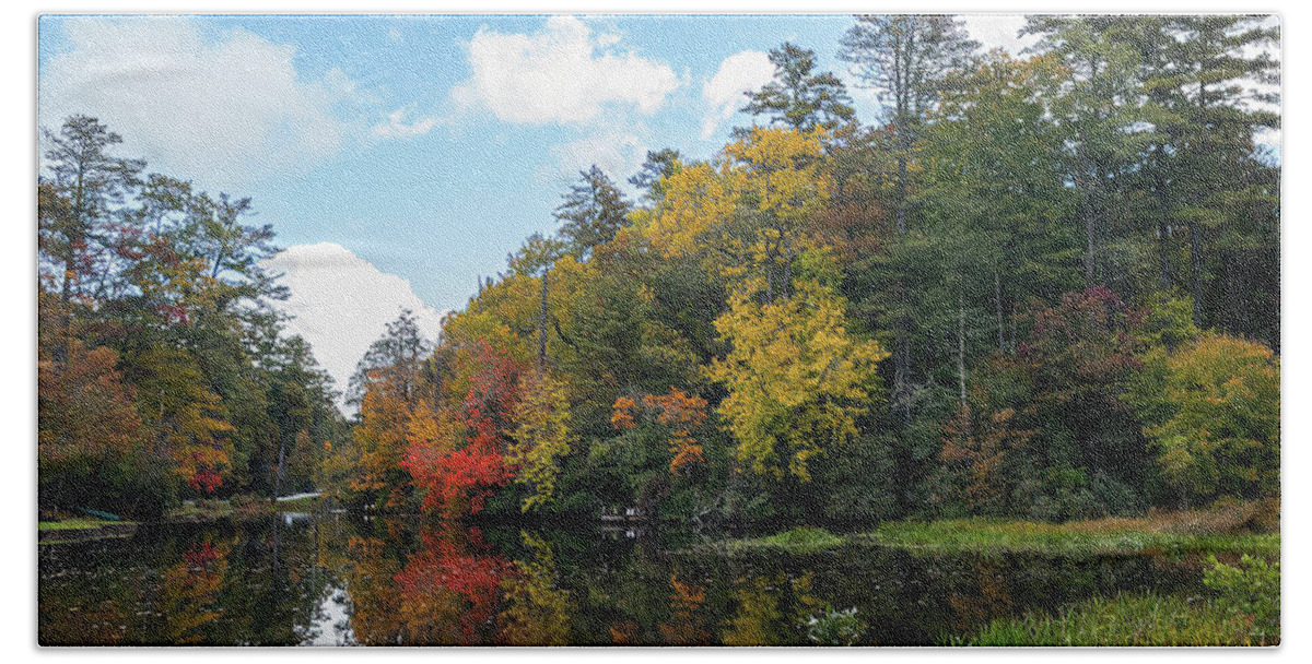 Autumn Bath Towel featuring the photograph Autumn at Mirror Lakes 3 by Ron Long Ltd Photography