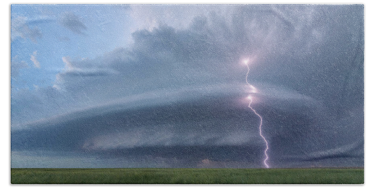 Mwf Hand Towel featuring the photograph Award Winning LIghtning Photo by Laura Hedien