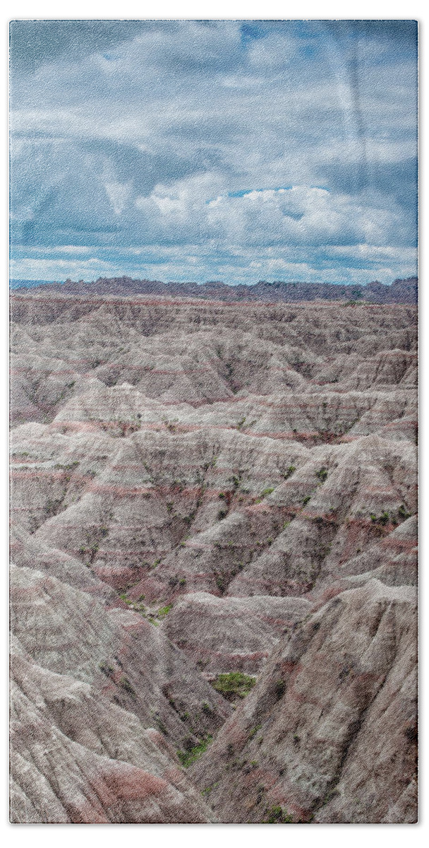 Big Badlands Overlook Hand Towel featuring the photograph Badlands National Park by Kyle Hanson