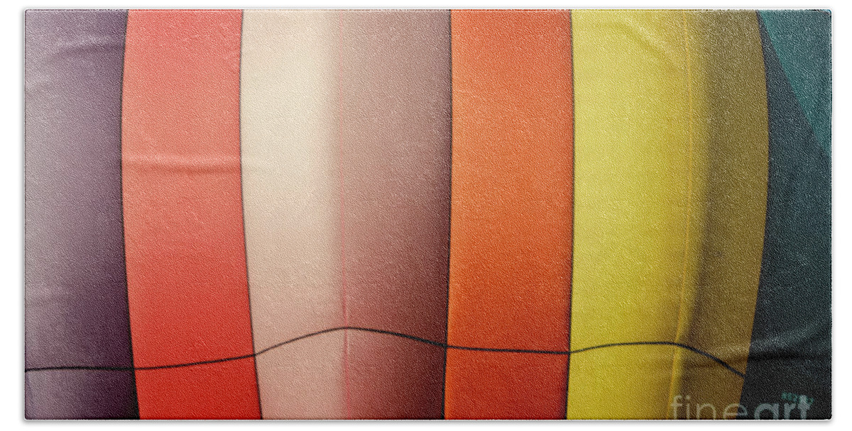 Balloon Bath Towel featuring the photograph Balloon by Alan Riches