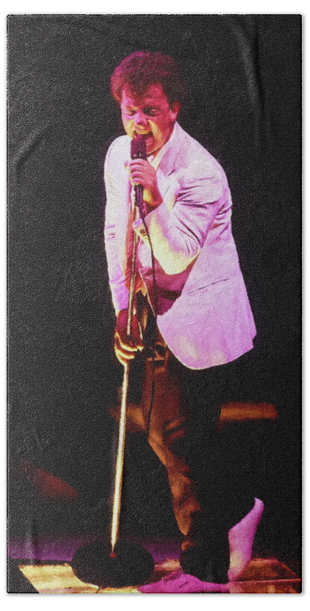 © 2020 Lou Novick All Rights Reserved Hand Towel featuring the photograph Billy Joel by Lou Novick