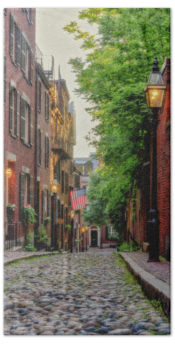 Acorn St. Hand Towel featuring the photograph Boston MA., Acorn Street by Michael Hubley