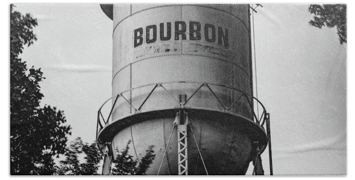 Bourbon Landscape Hand Towel featuring the photograph Bourbon Tower Bordered By Leaves - Black and White by Gregory Ballos