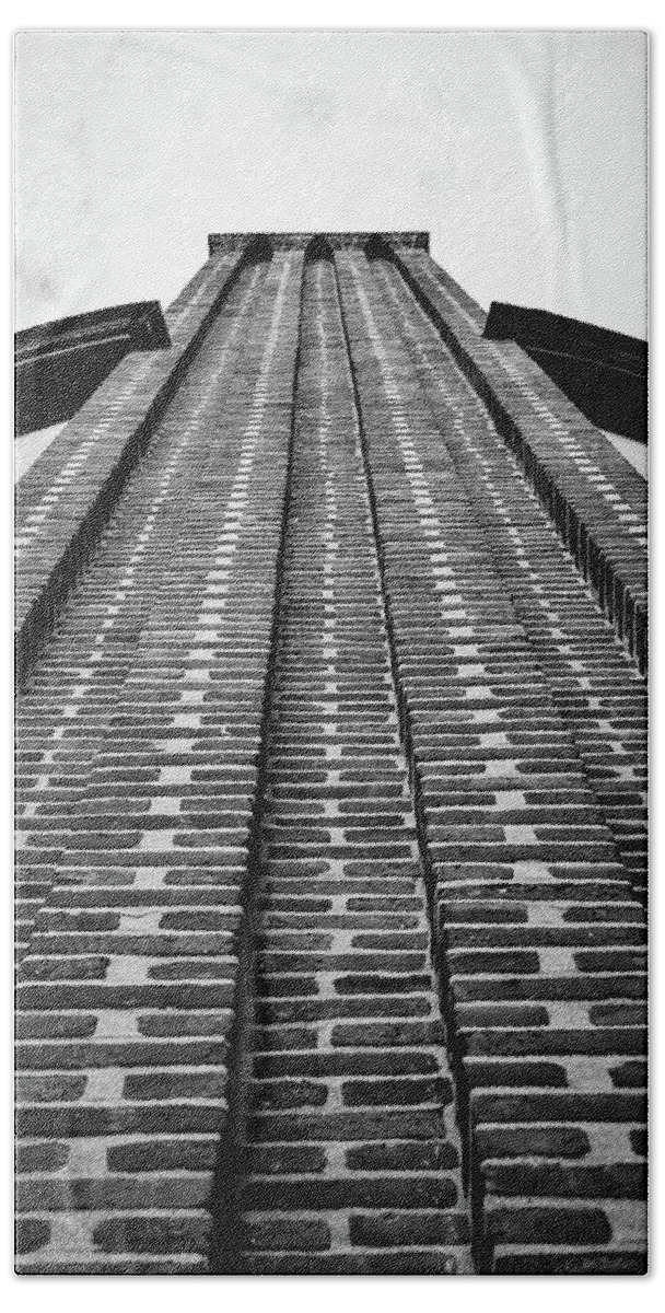 Brick Chimney B&w Sky Bath Towel featuring the photograph Brick Chimney2 by John Linnemeyer