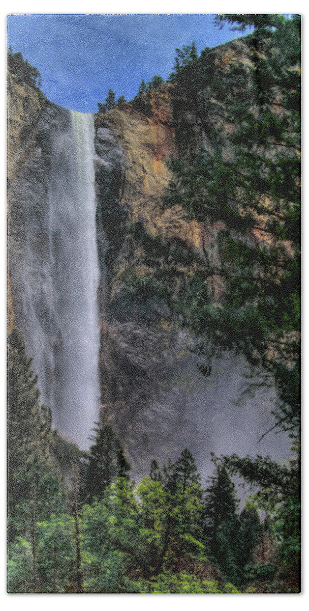 Waterfall Bath Towel featuring the photograph Bridalveil Falls by Bill Gallagher
