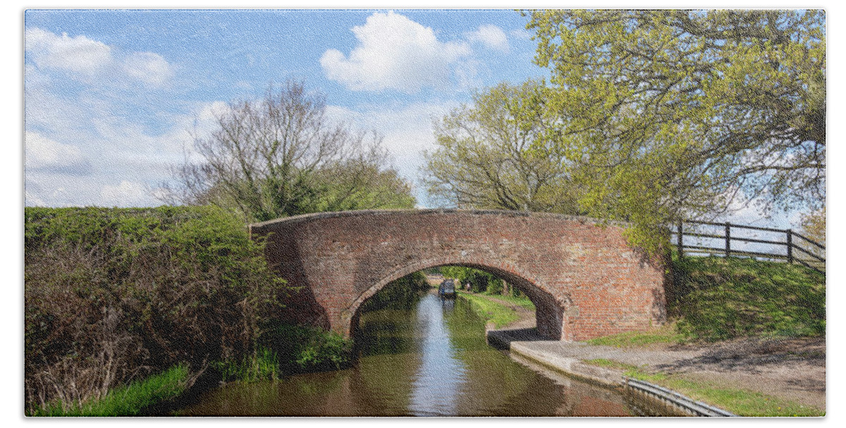 Canal Bath Towel featuring the photograph Bridge 56 in the sunshine by Steev Stamford