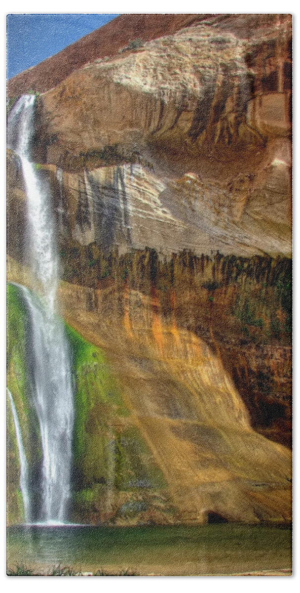 Calf Creek Bath Towel featuring the photograph Calf Creek Falls by Farol Tomson