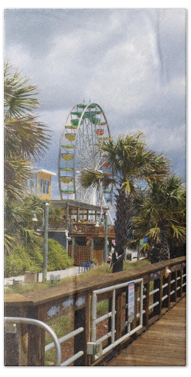 Ferris Wheel Hand Towel featuring the photograph Carolina Beach Wheel by Heather E Harman