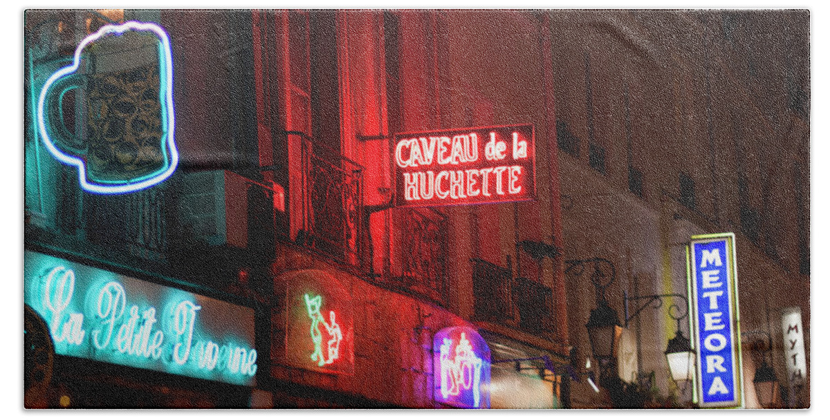 Neon Signs Bath Towel featuring the photograph Caveau de la Huchette - Paris, France by Melanie Alexandra Price
