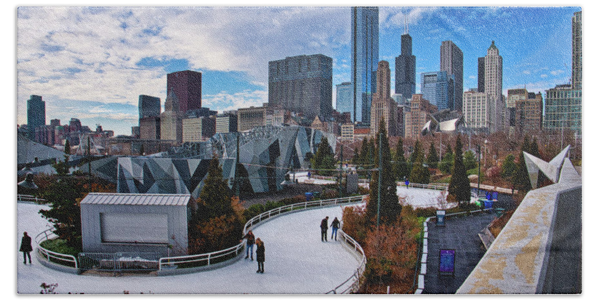 Chicago Bath Towel featuring the photograph Chicago ice ribbon and climbing wall by Steven Ralser