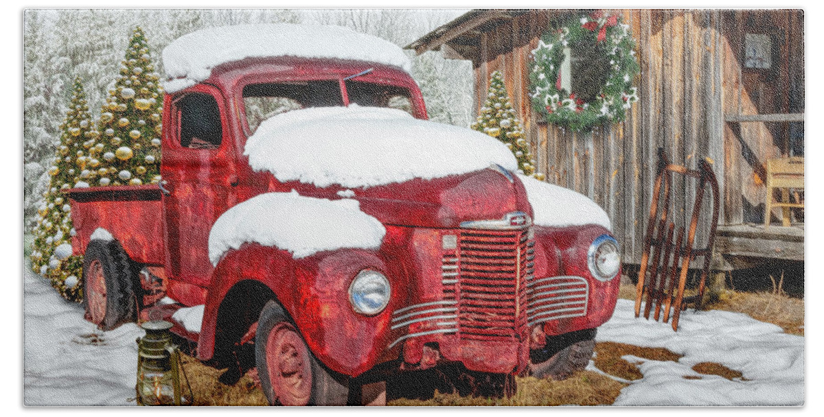 Truck Bath Towel featuring the photograph Christmas Rust in the Snow by Debra and Dave Vanderlaan