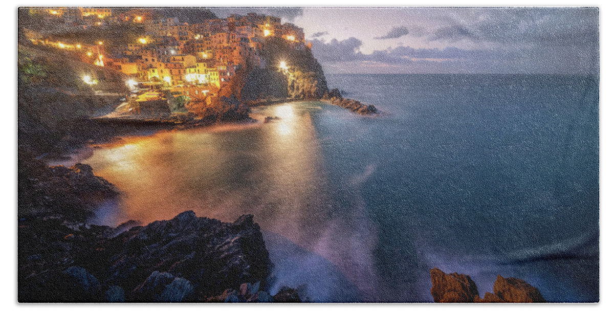 Cinque Terre Hand Towel featuring the photograph Cinque Terre by Piotr Skrzypiec