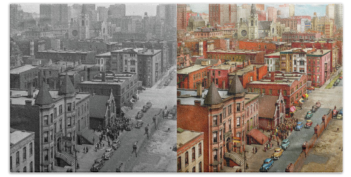 Chicago Bath Towel featuring the photograph City - Chicago, IL - The Churches of Chicago 1942 - Side by Side by Mike Savad