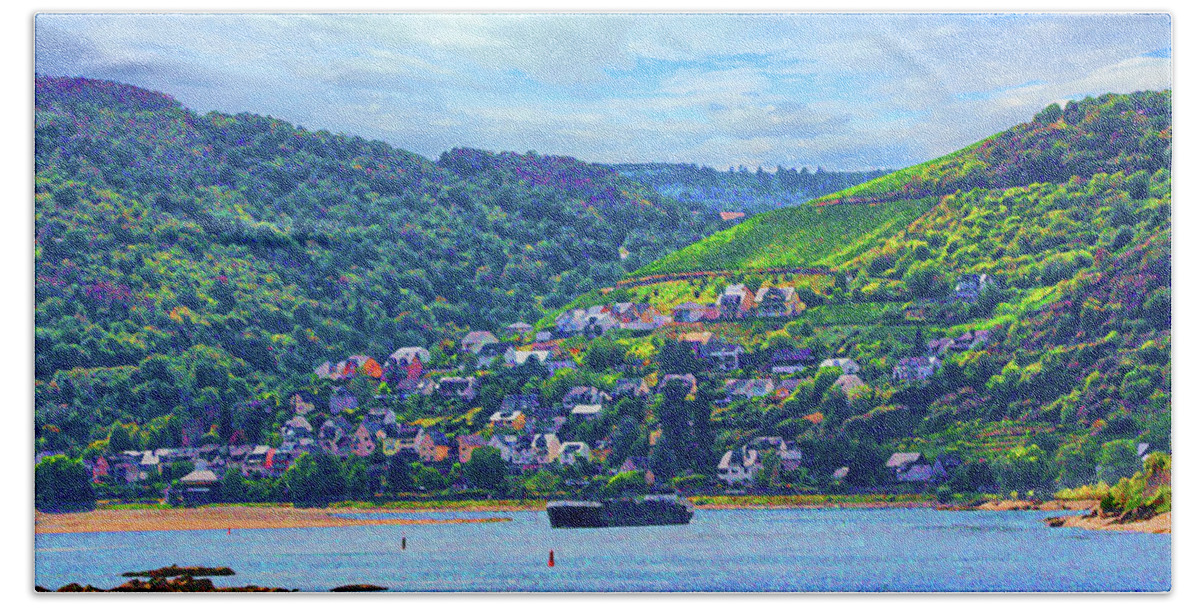 Rhine River Gorge Bath Towel featuring the digital art Clearing the Shoals, Dry Brush on Sandstone by Ron Long Ltd Photography