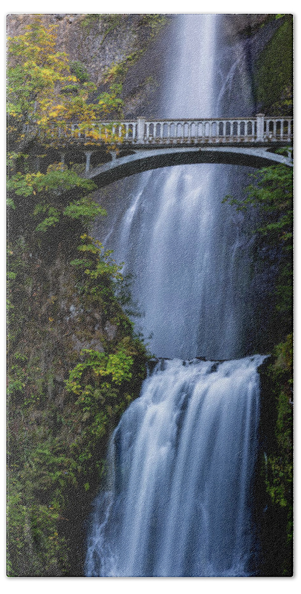 Multnomah Falls Hand Towel featuring the photograph Close-up of Multnomah Falls and Benson Footbridge by Belinda Greb