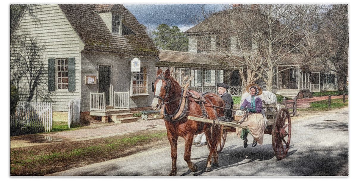 Virginia Hand Towel featuring the photograph Colonial Williamsburg - Market Day by Susan Rissi Tregoning