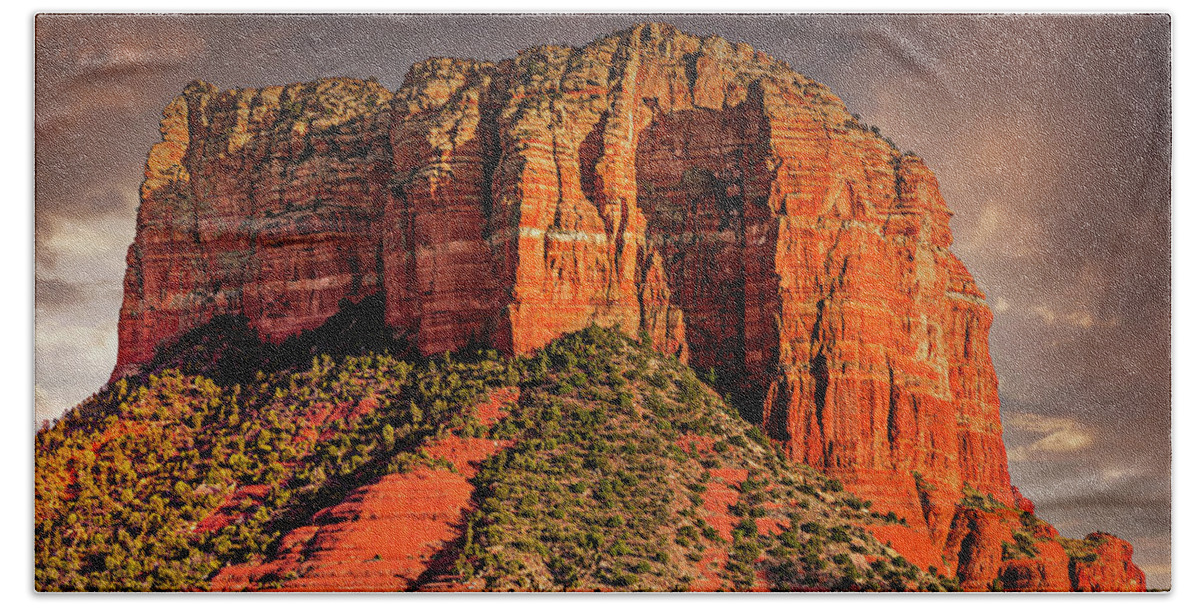 Sedona Hand Towel featuring the photograph Courthouse Rock Closeup by Al Judge