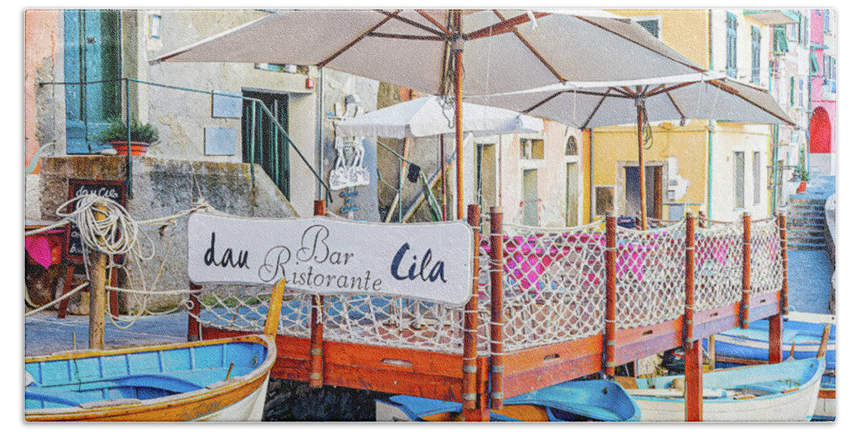 Cinque Terre Hand Towel featuring the photograph Dau Cila by Marla Brown