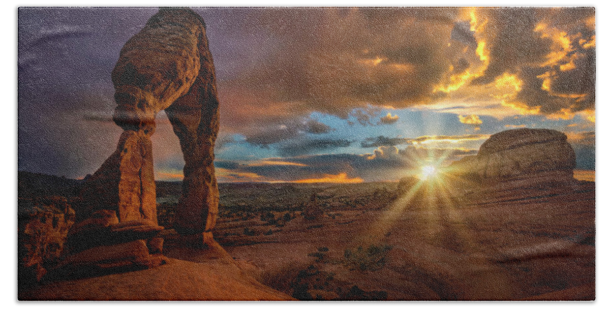 Moab Hand Towel featuring the photograph Delicate Arch Sunset by Michael Ash