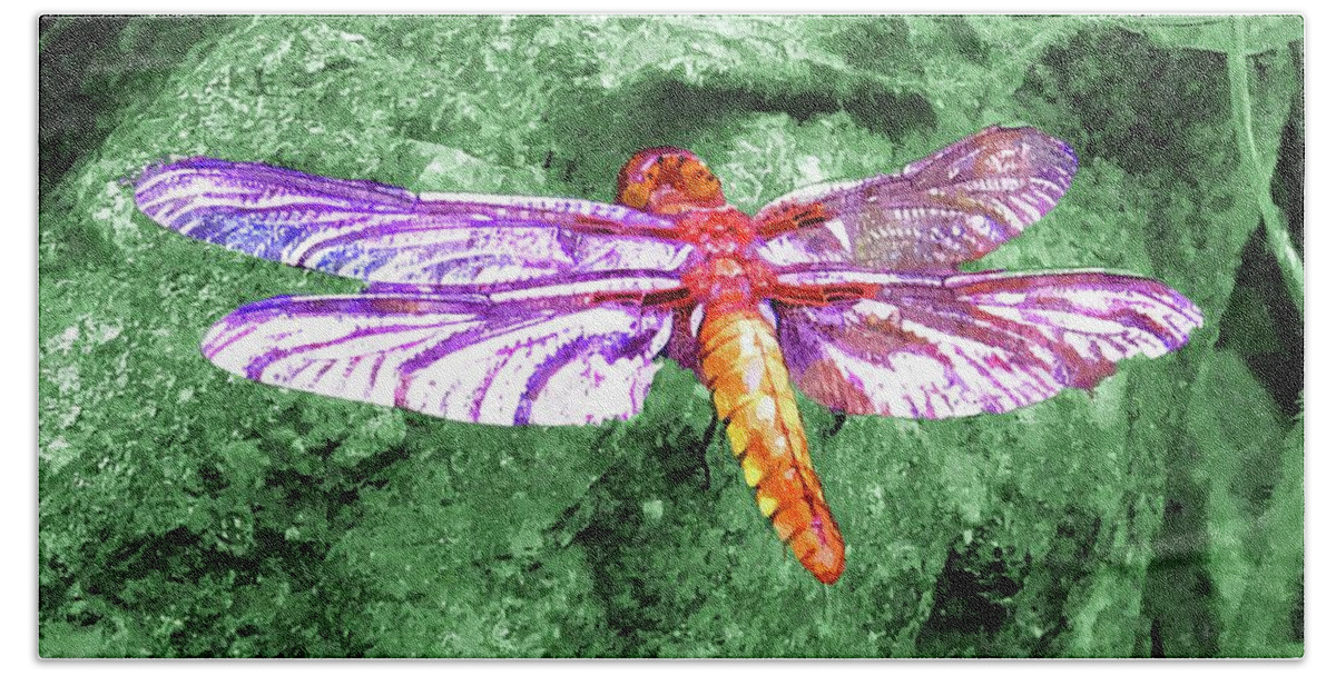 Dragonfly Bath Towel featuring the photograph Dragonfly by Daniel Janda