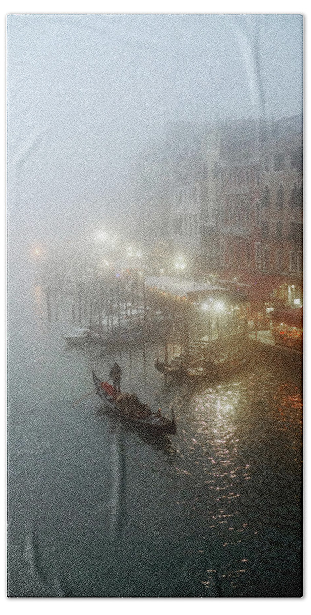 Fine Art Hand Towel featuring the photograph Dsc03705 - Rio del Vin in the fog, Venice by Marco Missiaja