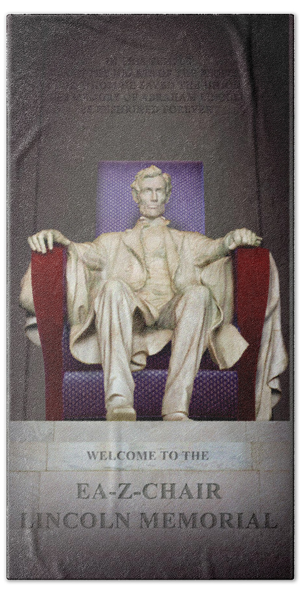 Landmarks Bath Towel featuring the photograph Ea-Z-Chair Lincoln Memorial 2 by Mike McGlothlen