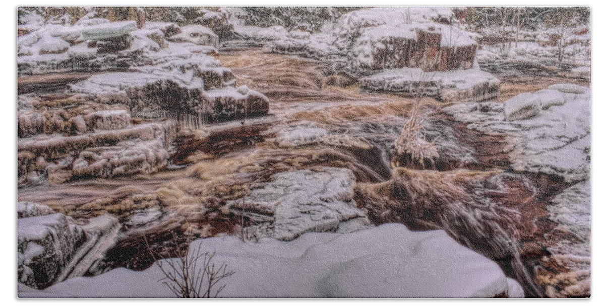 Eau Claire Dells Bath Towel featuring the photograph Eau Claire River Flow Through The Snow by Dale Kauzlaric