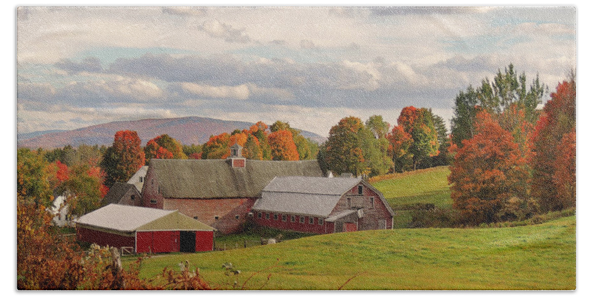 Autumn Hand Towel featuring the photograph Farm In Autumn in Newbury Vermont by Nancy Griswold