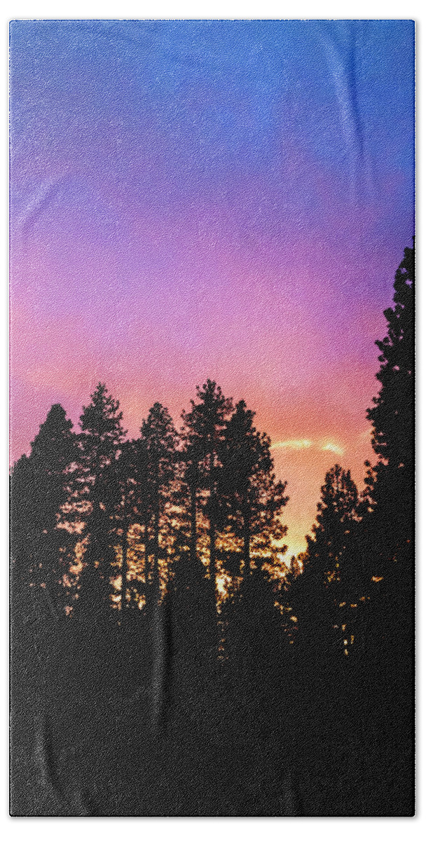 Clouds Hand Towel featuring the photograph Fire in the Sky by Gary Geddes