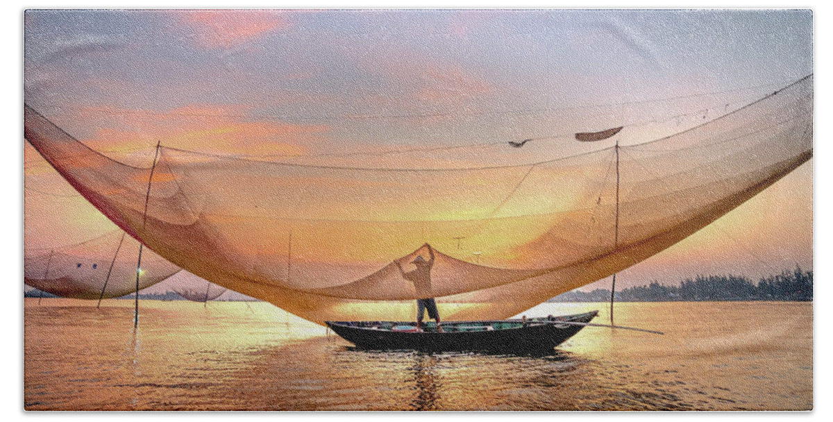 Awesome Bath Towel featuring the photograph Fishing by Khanh Bui Phu