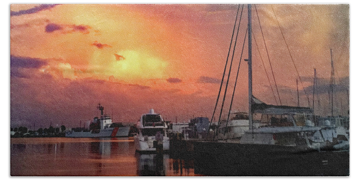 Afterglow Hand Towel featuring the photograph Twilight at Harbourage, St. Petersburg, Florida by Bonnie Colgan