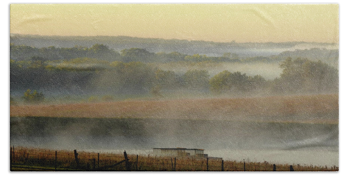 Kansas Hand Towel featuring the photograph Fog in the Auburn Hills by Rod Seel