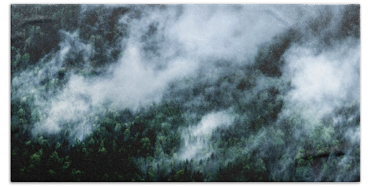 Fog Hand Towel featuring the photograph Foggy Mornings in the Mountains 4x6 by Nicklas Gustafsson