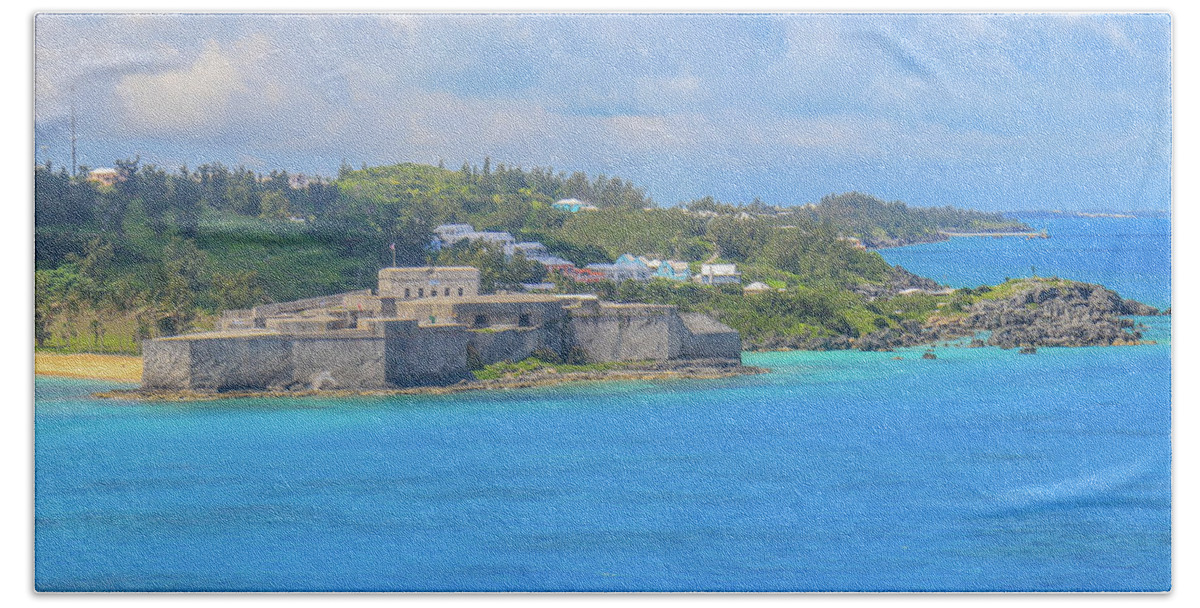 St. George Hand Towel featuring the photograph Fort St. Catherine in Bermuda by Auden Johnson