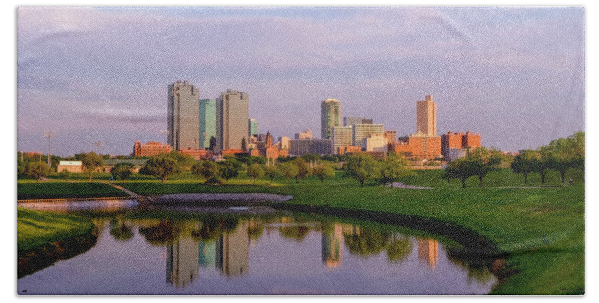 Cityscape Bath Towel featuring the photograph Fort Worth Reflections by Debby Richards