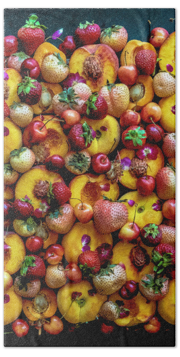 Fresh Fruit Platter Bath Towel featuring the photograph Fresh Fruit Platter by Sarah Phillips