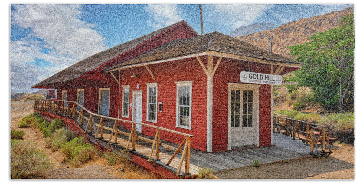 Gold Hill Bath Towel featuring the photograph Gold Hill Train Depot by Ron Long Ltd Photography