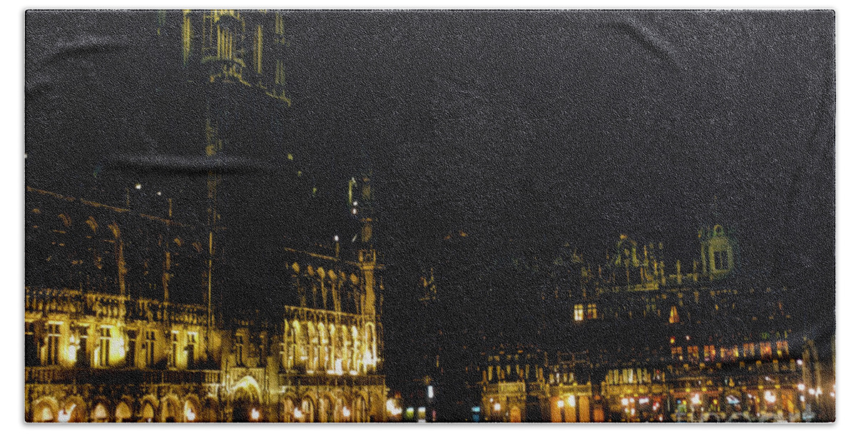 Grand Place Bath Towel featuring the photograph Grand Place Lights by Bob Phillips