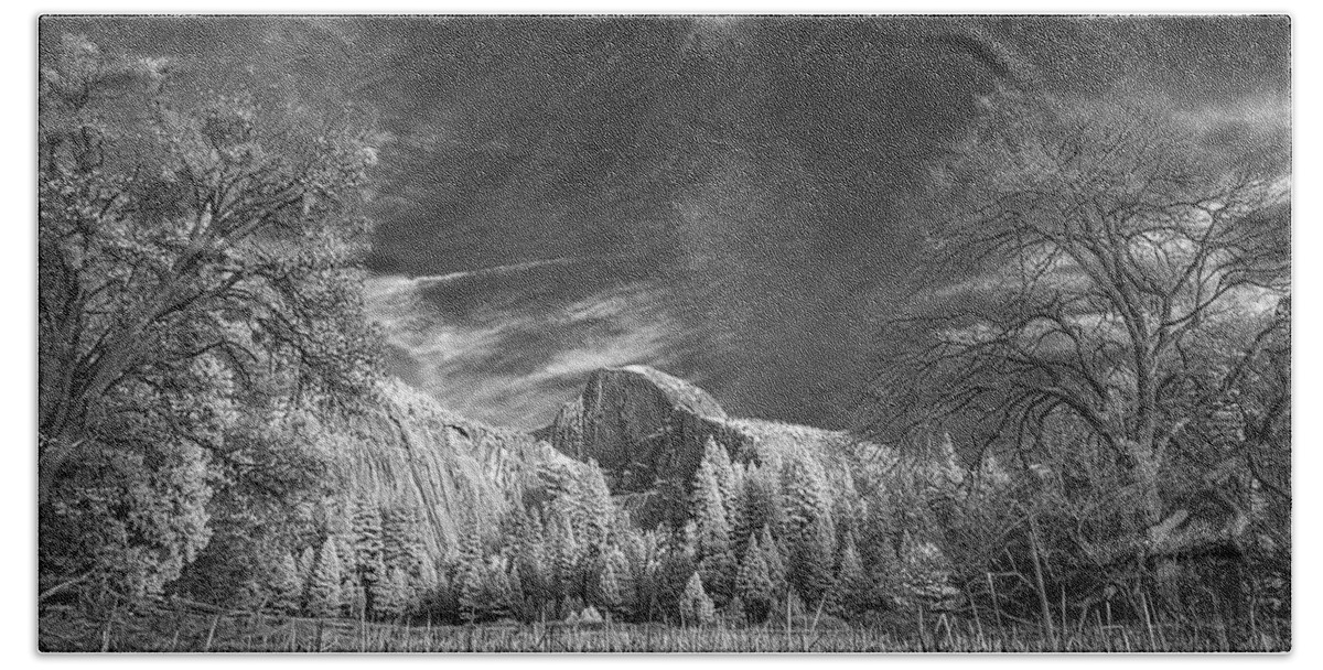 Landscape Bath Towel featuring the photograph Half Dome in Infrared by Romeo Victor