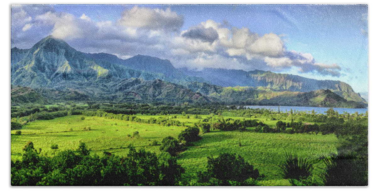 Hanalei Hand Towel featuring the photograph Hanalei Valley Panorama by Alan Hart