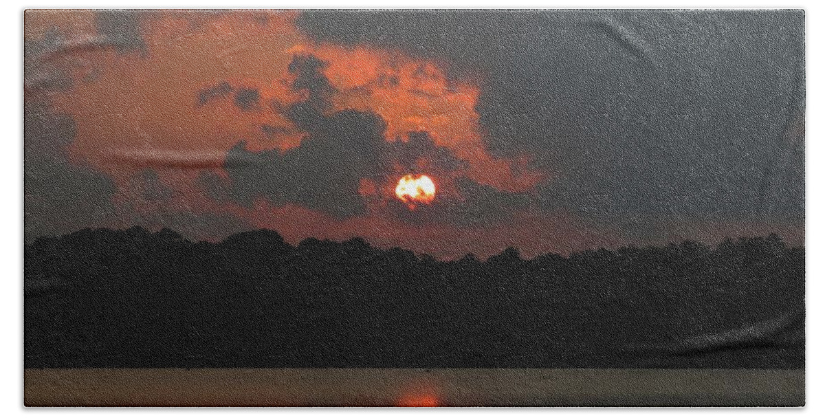 Sunrise Bath Towel featuring the photograph Heaven, Hell, and Hope Sunrise by Ed Williams