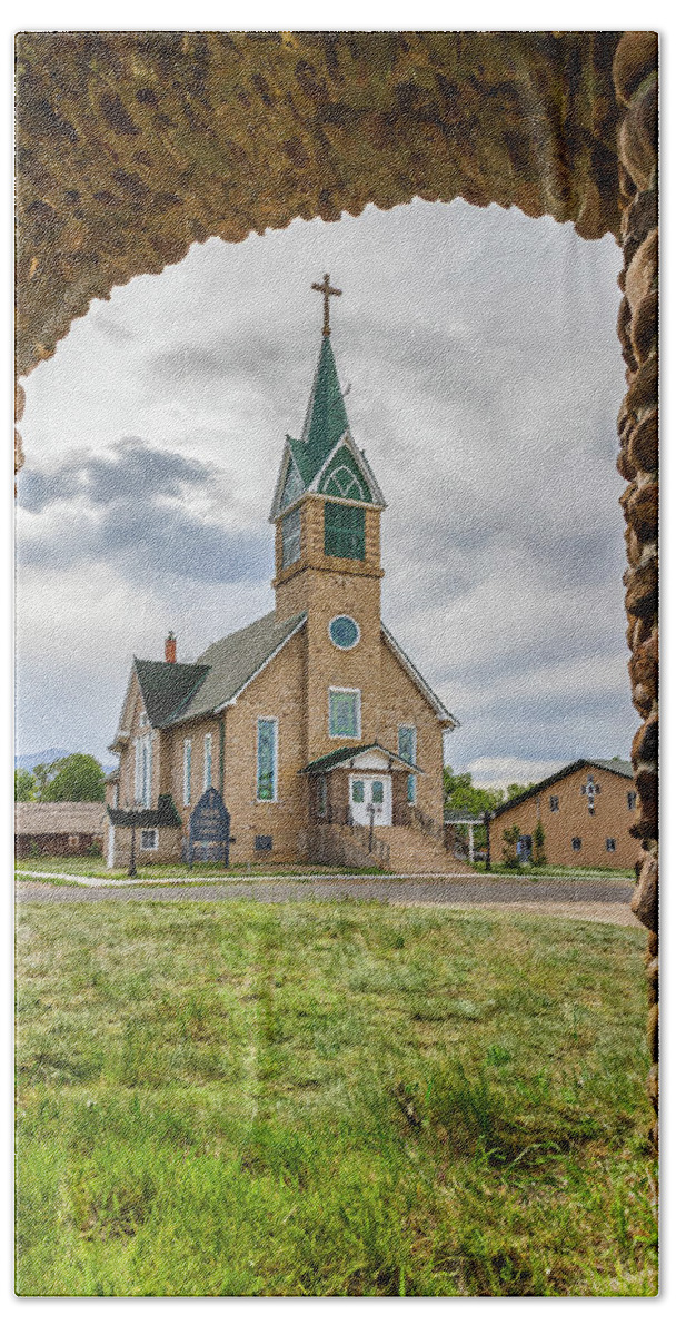 2020 Bath Towel featuring the photograph Hope Lutheran Church, Westcliffe, CO by Tim Stanley