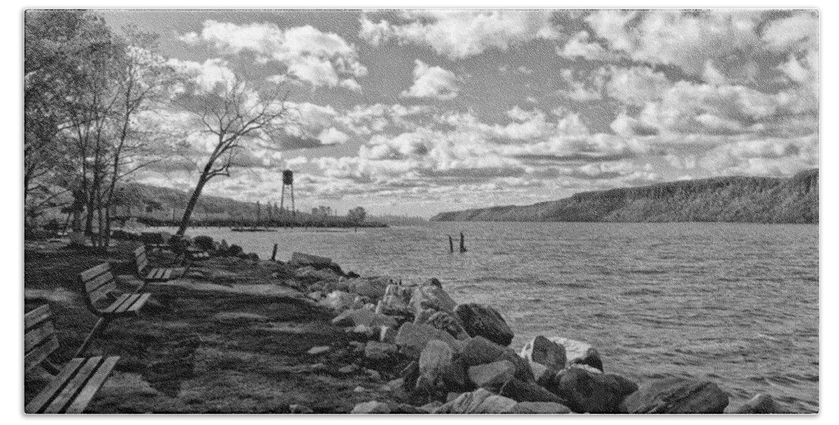 River Bath Towel featuring the photograph Hudson River New York City View by Russ Considine