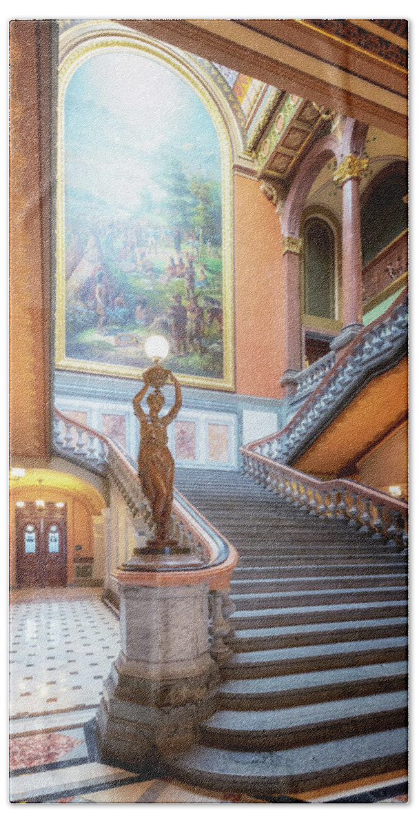 Illinois State Capitol Bath Towel featuring the photograph Illinois State Capitol - Grand Staircase Newel Post Lamp by Susan Rissi Tregoning