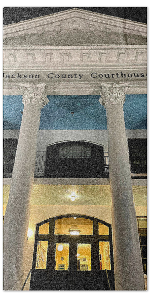 Jackson Bath Towel featuring the photograph Jackson County by Lee Darnell