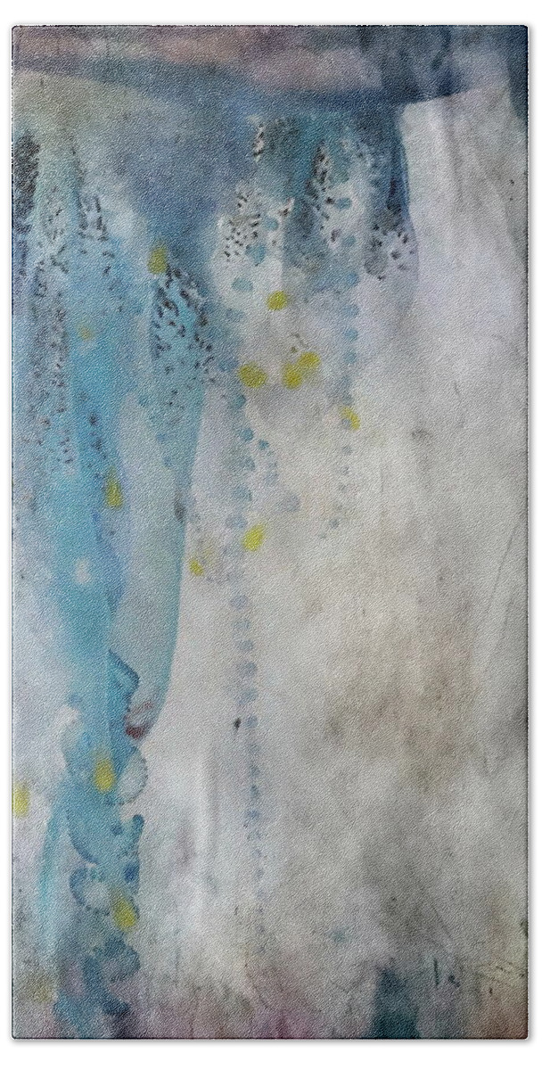 Jellyfish Bath Towel featuring the photograph Jellyfish Fine Art #2 by Andrea Kollo